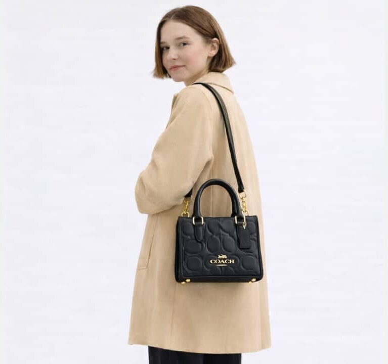 Coach Maggie Tote Bag In Blocked Signature Leather